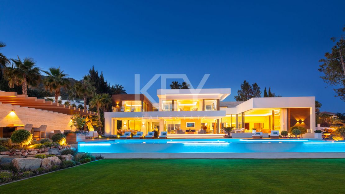 Una verdadera villa de lujo está a la venta en la icónica Sierra Blanca, la Milla de Oro, Marbella
