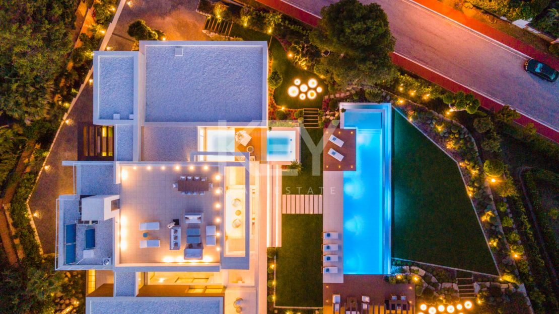 Una verdadera villa de lujo está a la venta en la icónica Sierra Blanca, la Milla de Oro, Marbella