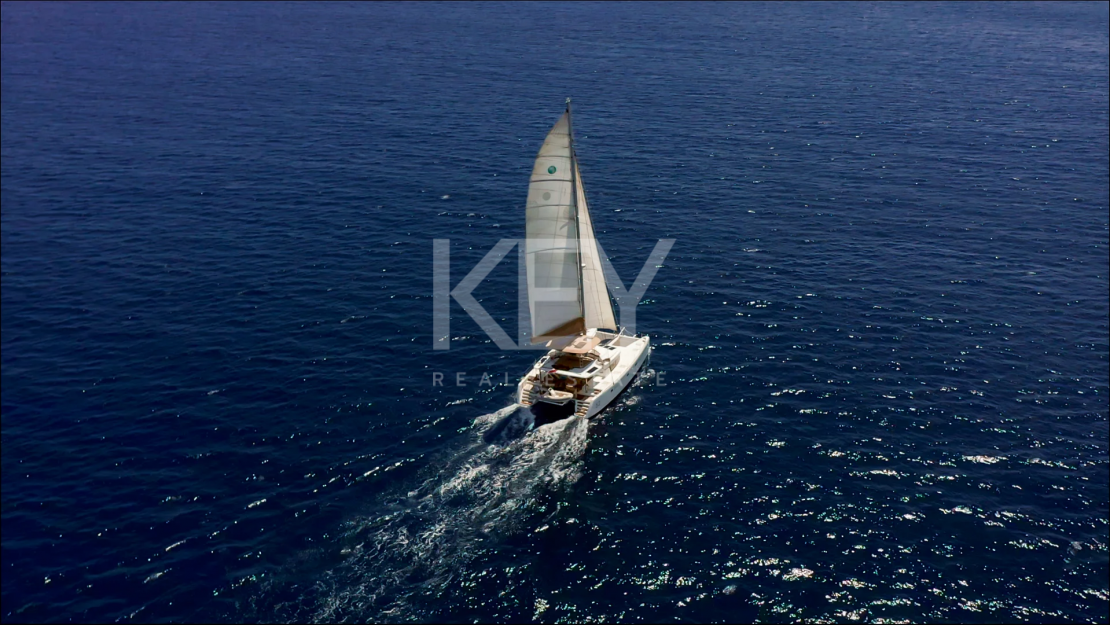 Lujosa villa con fantásticas vistas al mar en venta en Sierra Blanca, Marbella