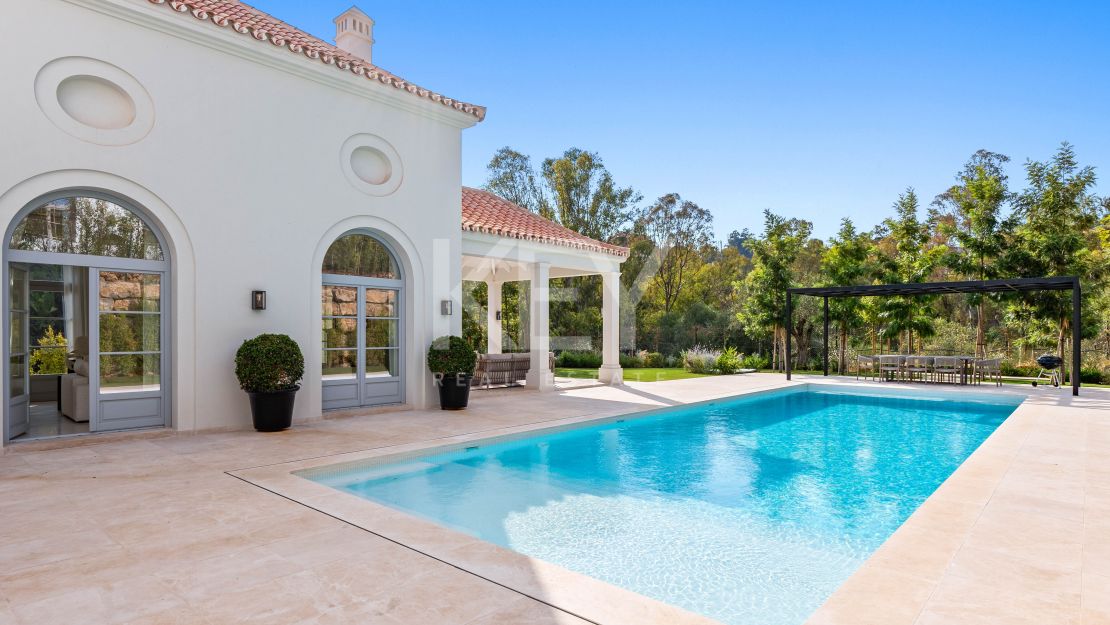 Elegant new-build villa in Marbella’s Golf Valley in La Cerquilla, Nueva Andalucia