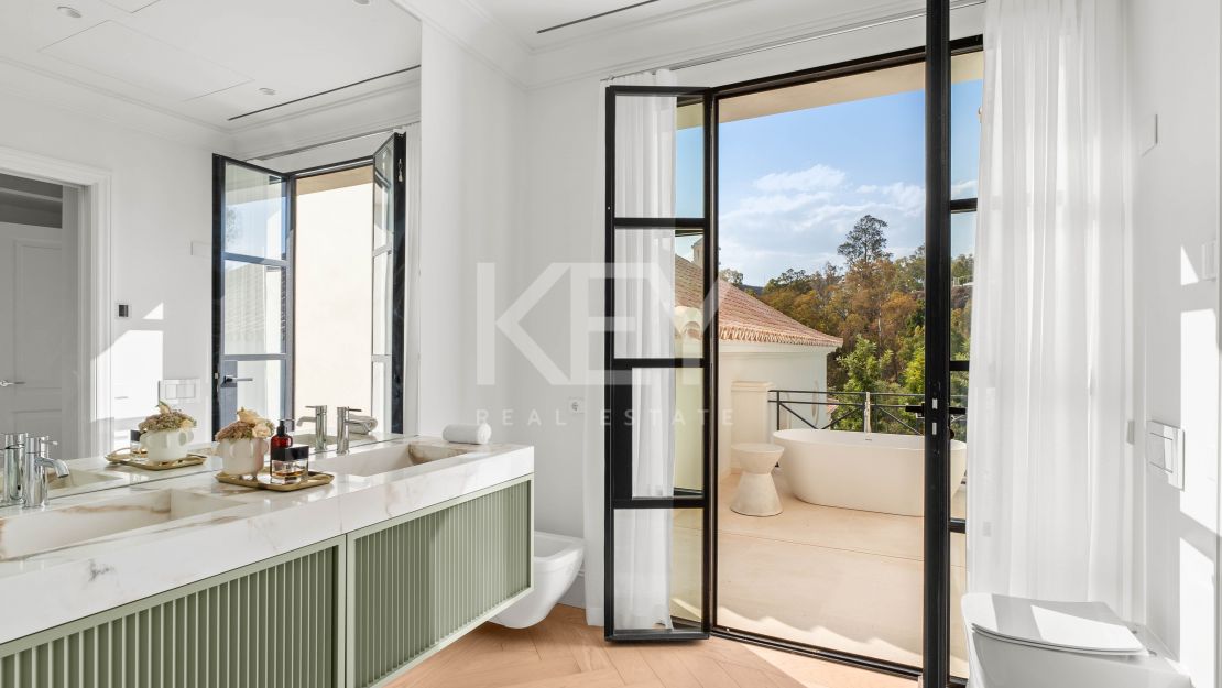 Elegant new-build villa in Marbella’s Golf Valley in La Cerquilla, Nueva Andalucia