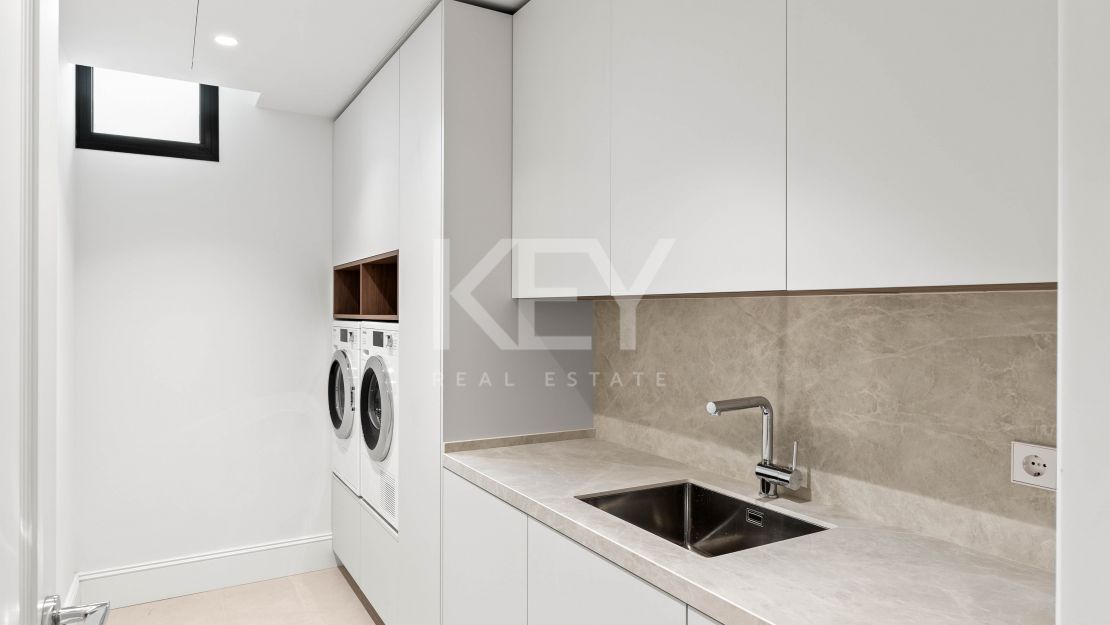 Elegant new-build villa in Marbella’s Golf Valley in La Cerquilla, Nueva Andalucia