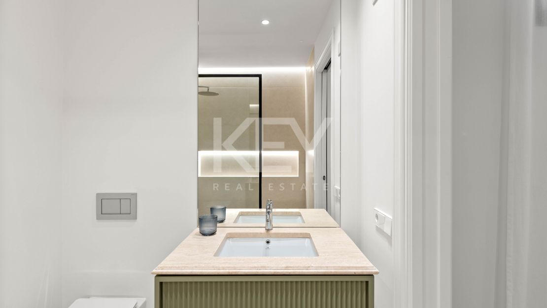 Elegant new-build villa in Marbella’s Golf Valley in La Cerquilla, Nueva Andalucia