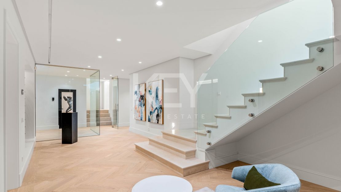 Elegant new-build villa in Marbella’s Golf Valley in La Cerquilla, Nueva Andalucia