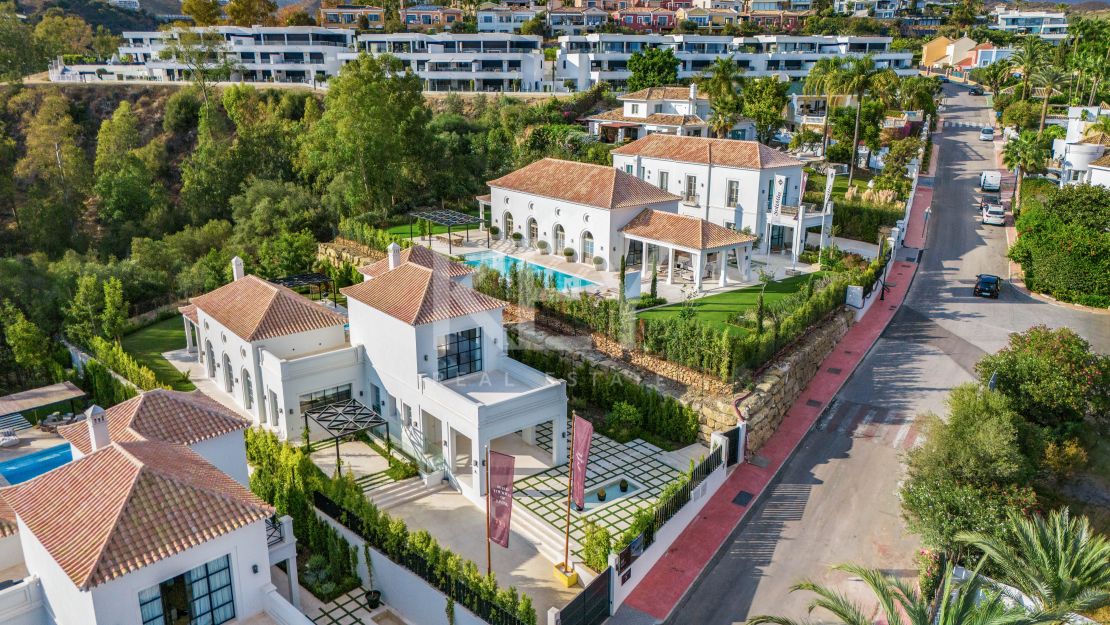 Elegant new-build villa in Marbella’s Golf Valley in La Cerquilla, Nueva Andalucia