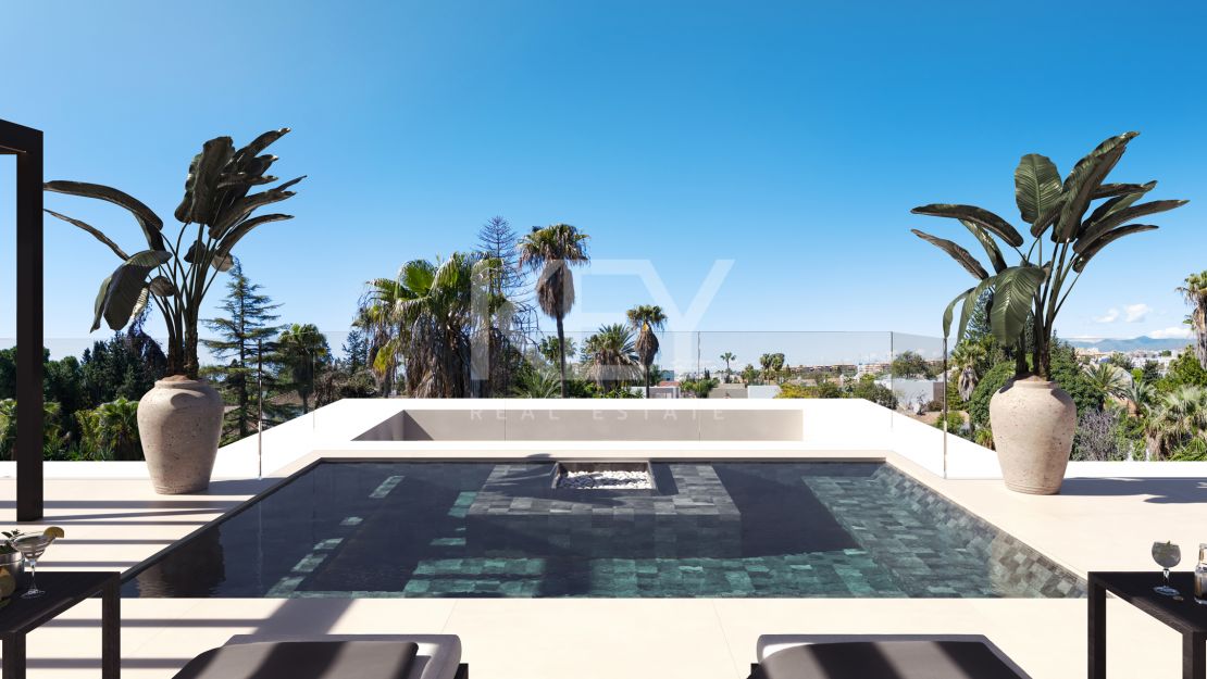 Luxurious newly built villa for sale in Cortijo Blanco, San Pedro de Alcantara