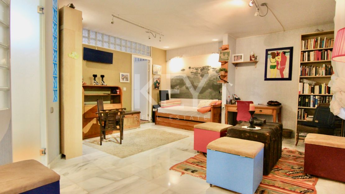 Villa de lujo cerca del golf y el mar en venta en Las Brisas, Marbella