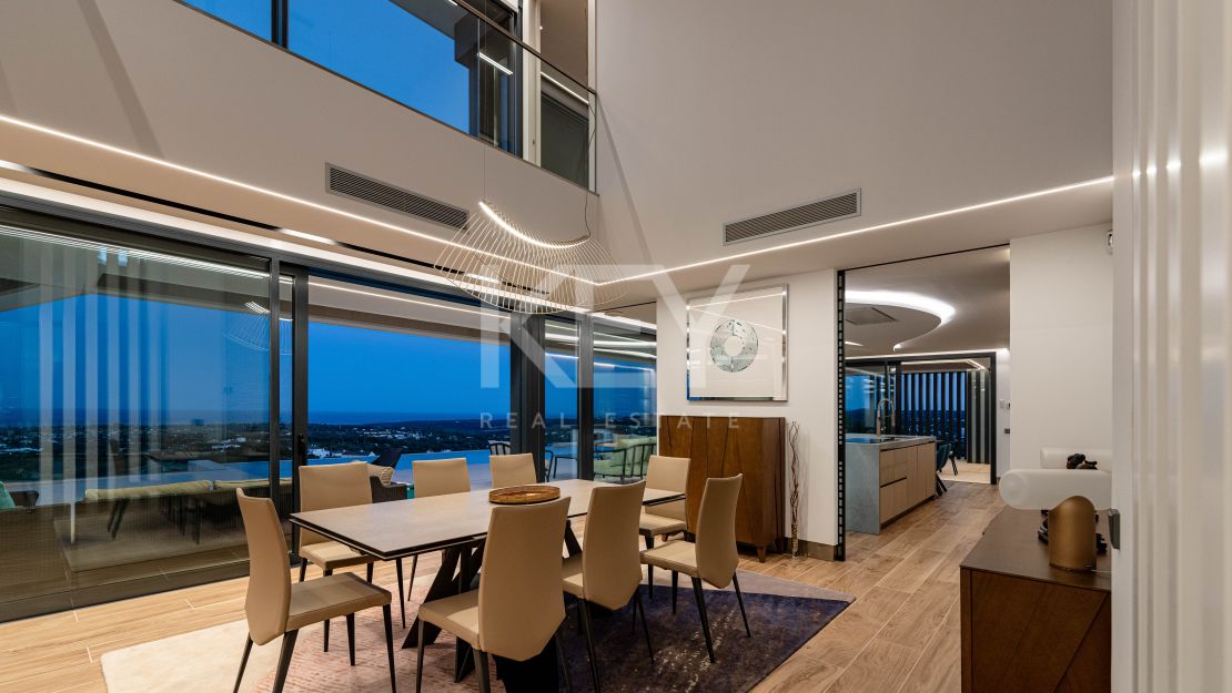La villa de lujo en venta en una ubicación idílica en La Reserva, Sotogrande