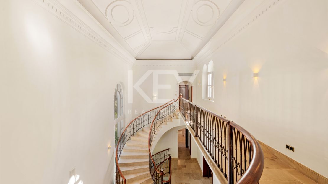 Splendid and luxurious villa for sale in La Zagaleta, Benahavis