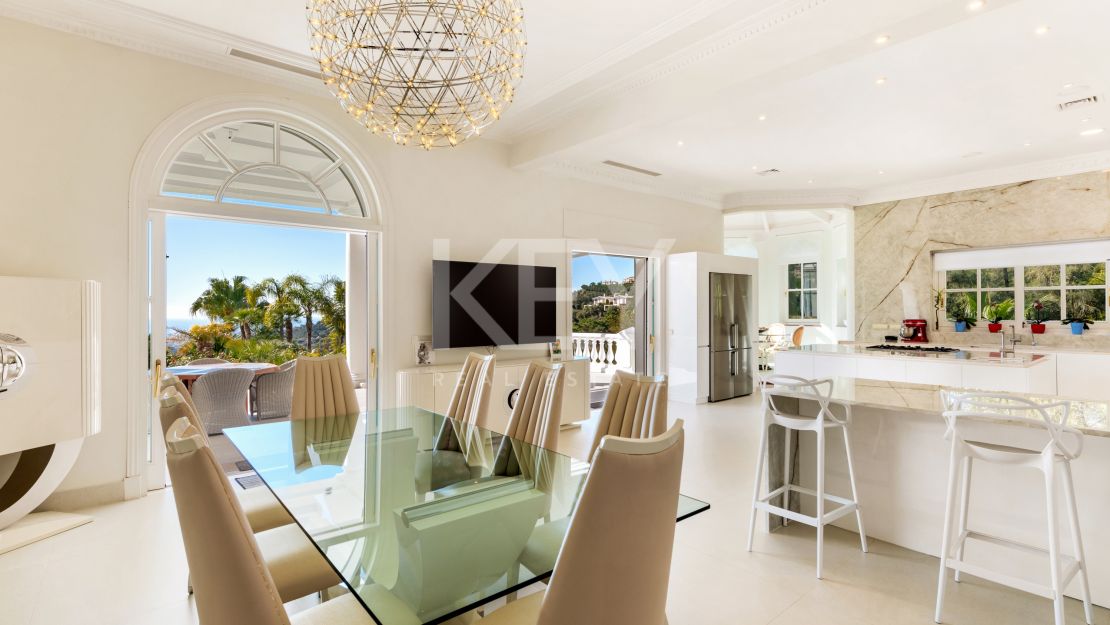 Splendid and luxurious villa for sale in La Zagaleta, Benahavis