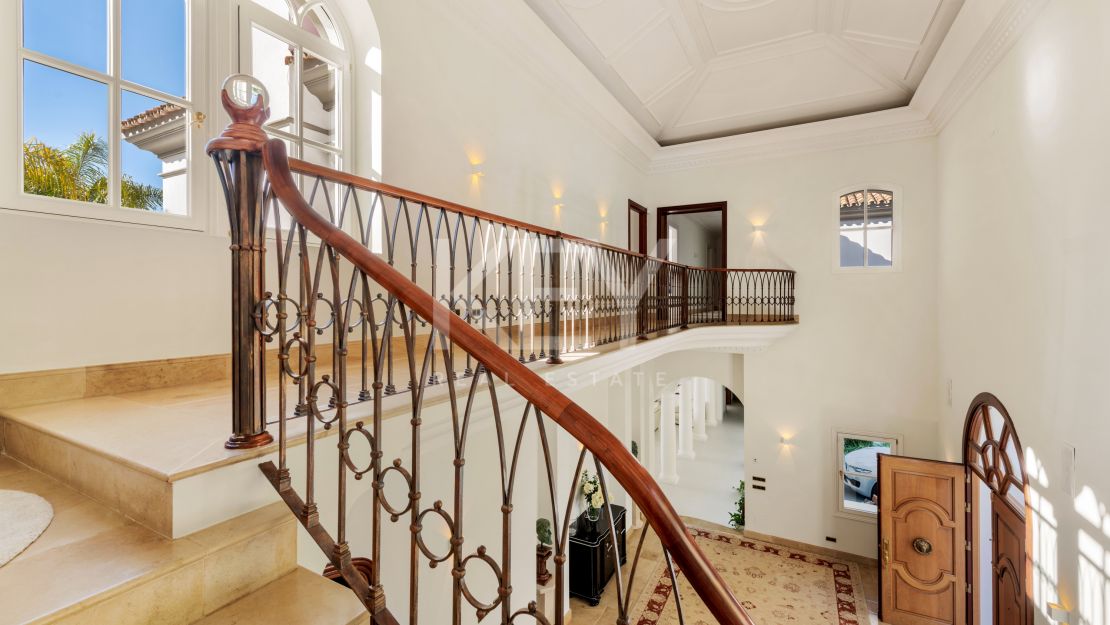 Splendid and luxurious villa for sale in La Zagaleta, Benahavis