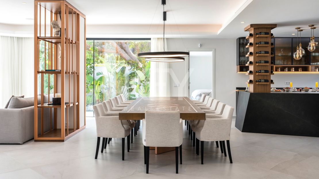 Elegante y lujosa villa en Nueva Andalucía, Marbella