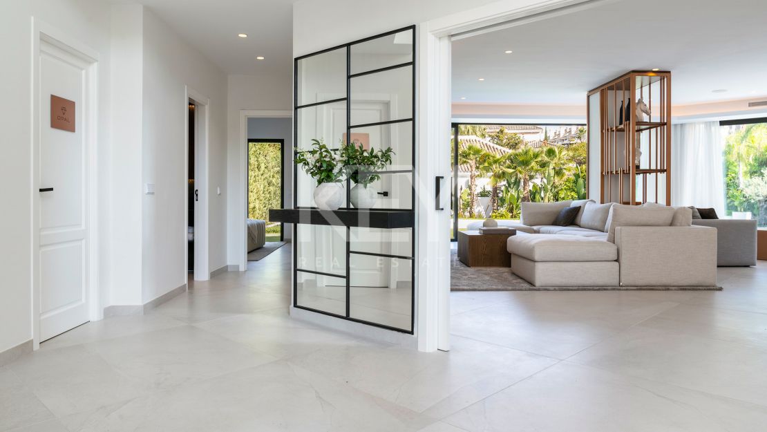 Elegante y lujosa villa en Nueva Andalucía, Marbella