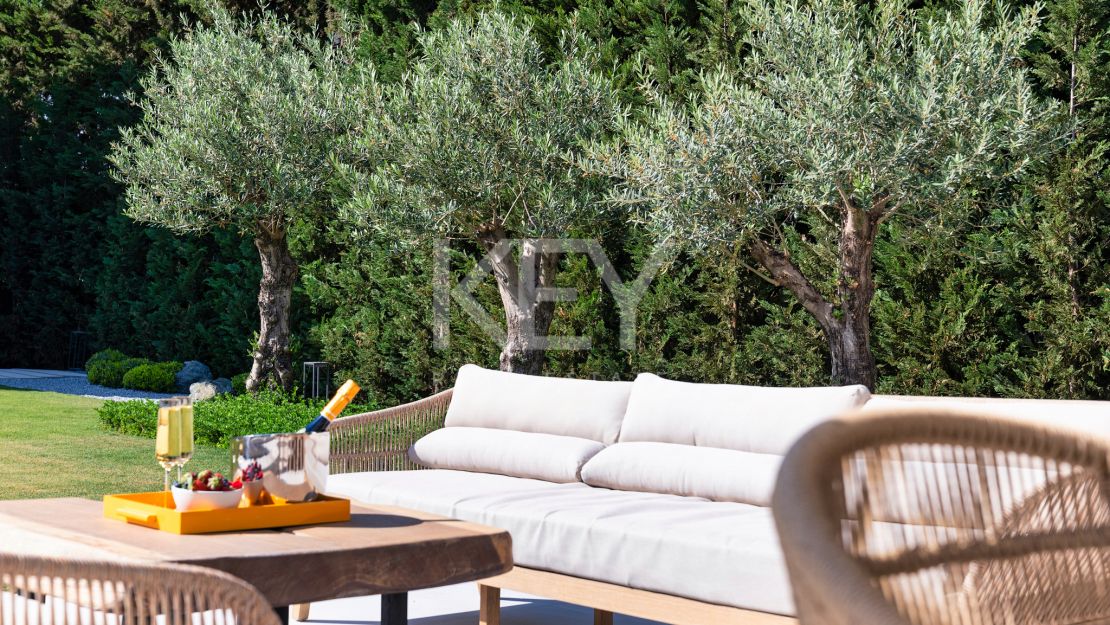 Elegante y lujosa villa en Nueva Andalucía, Marbella