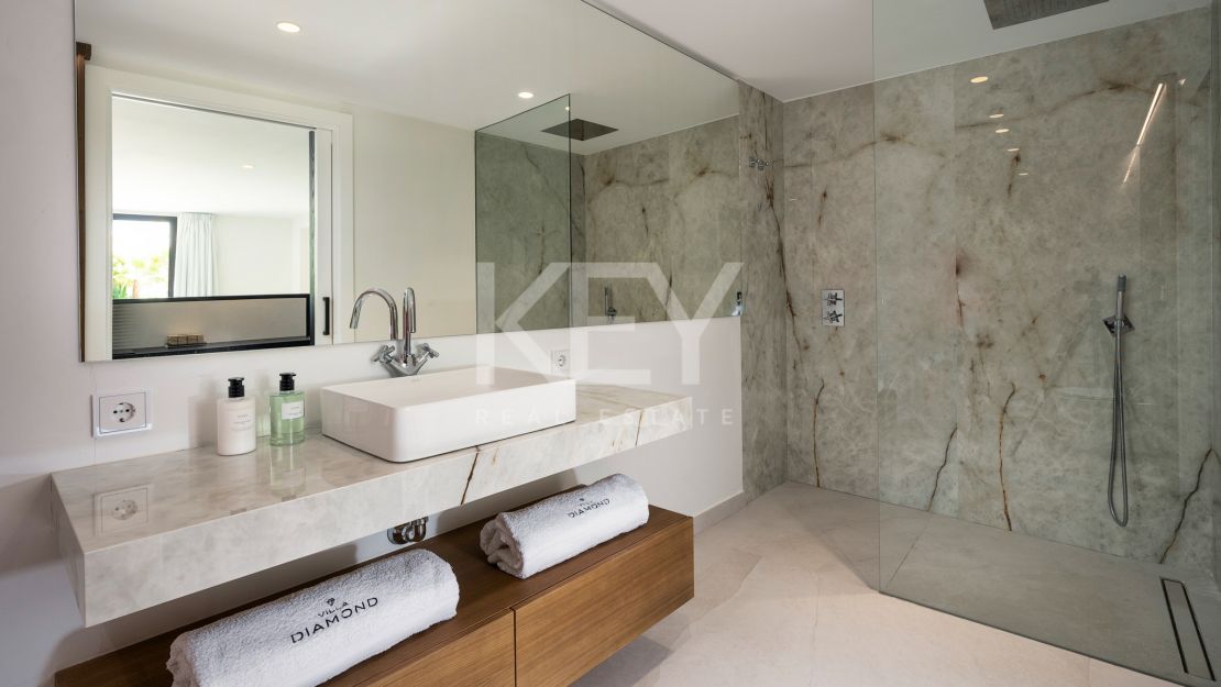 Elegante y lujosa villa en Nueva Andalucía, Marbella