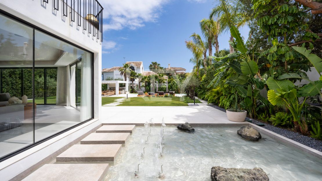 Elegante y lujosa villa en Nueva Andalucía, Marbella