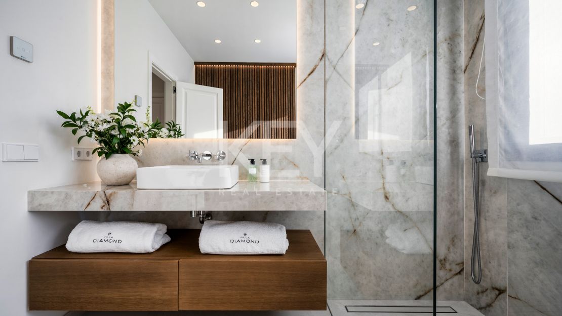 Elegante y lujosa villa en Nueva Andalucía, Marbella