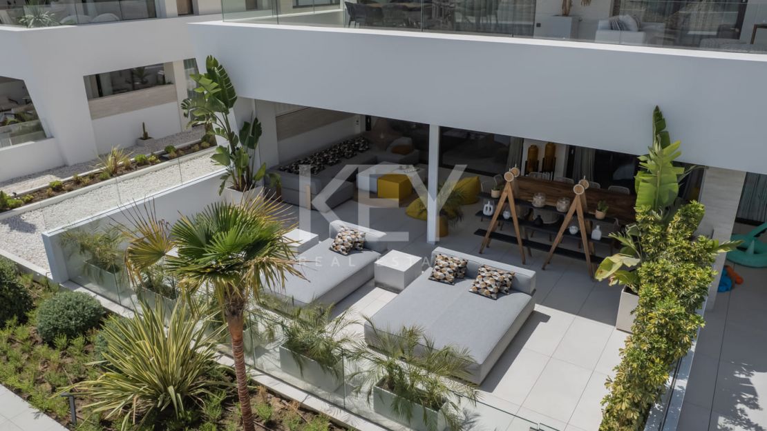 Stunning Ground Floor Duplex for rent in Marbella 