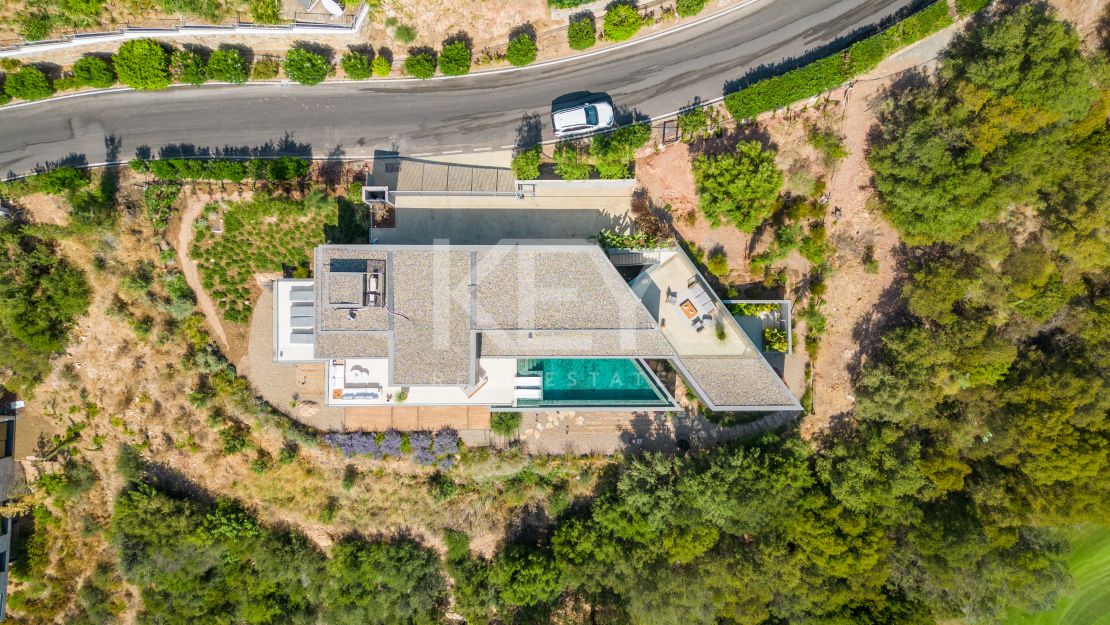 Modern villa with outstanding panoramic sea and mountain views for sale in Marbella Club Golf Resort, Benahavis