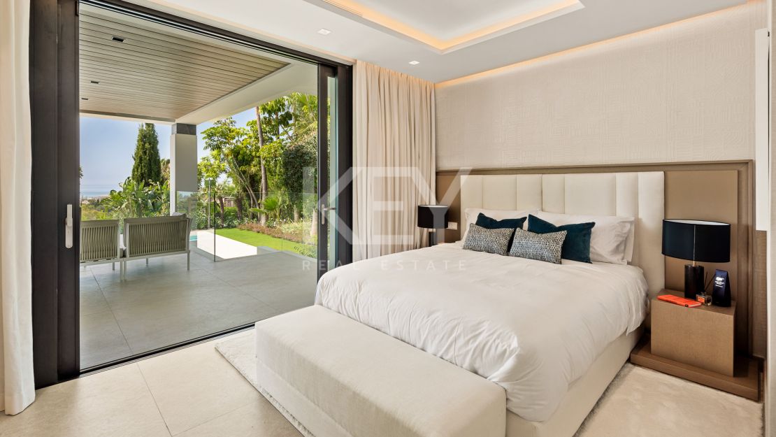 Exquisite brand new villa with panoramic sea and golf views for sale in Los Flamingos, Benahavis