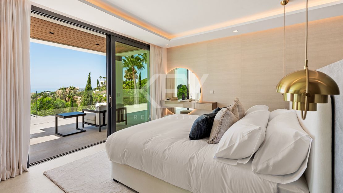 Exquisite brand new villa with panoramic sea and golf views for sale in Los Flamingos, Benahavis