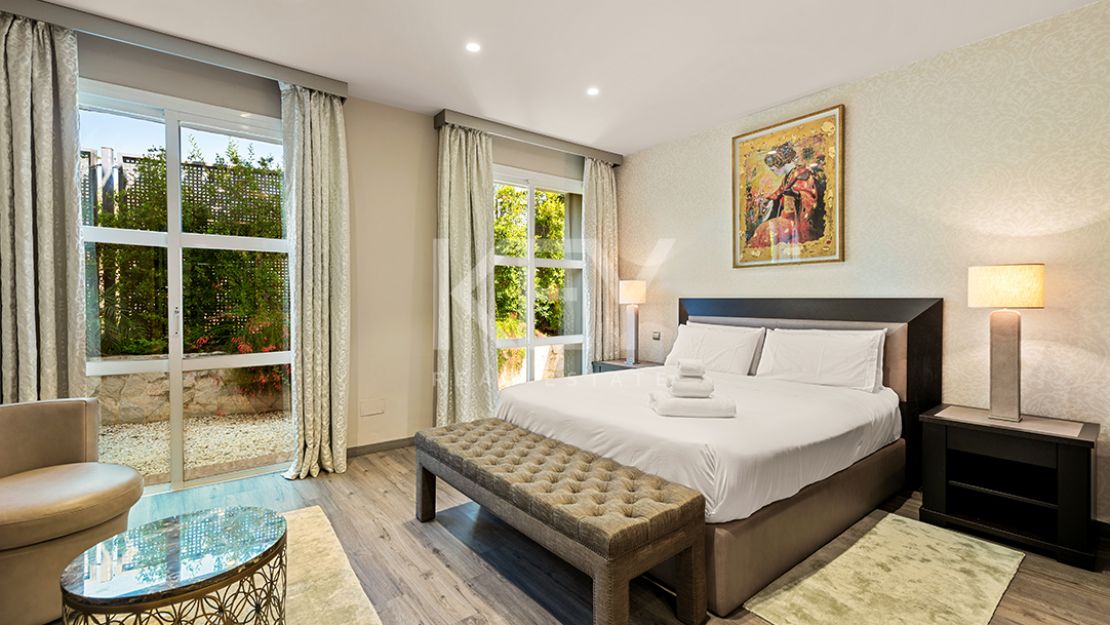 Exquisite villa for sale in a privileged location in La Quinta, Benahavis