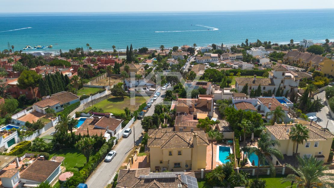 La encantadora villa en alquiler a largo plazo en Costabella, Marbella