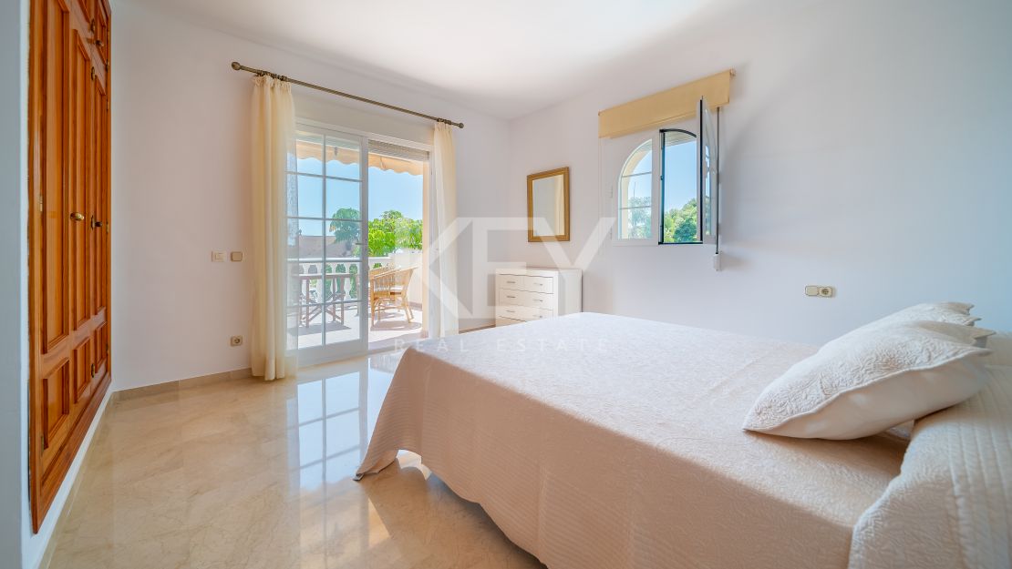 La encantadora villa en alquiler a largo plazo en Costabella, Marbella