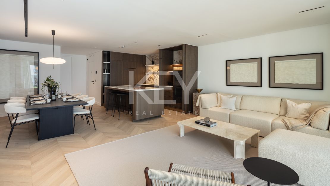 El exquisito y moderno apartamento con vistas panorámicas al mar en venta en una de las mejores zonas de Marina de Puente Romano, Milla de Oro