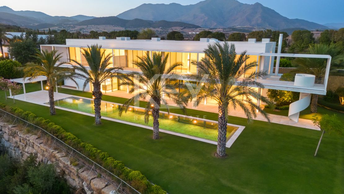 Exquisite and modern new golfside villa for sale in Casares