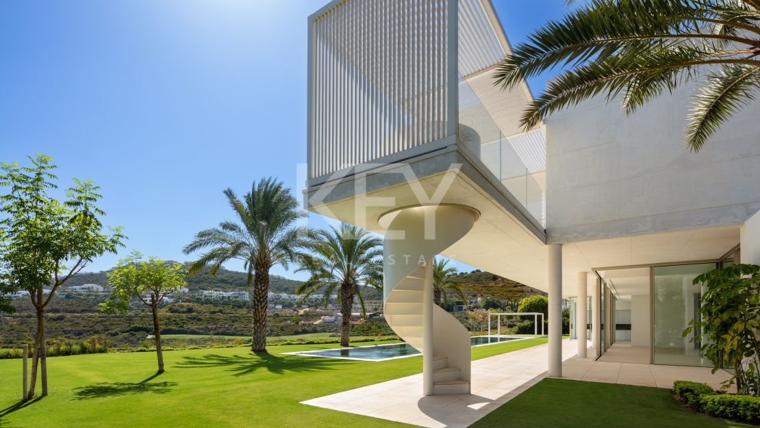 Exquisite and modern new golfside villa for sale in Casares