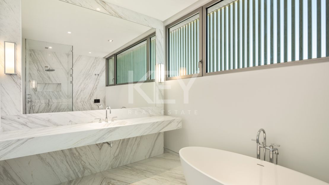 Exquisite and modern new golfside villa for sale in Casares