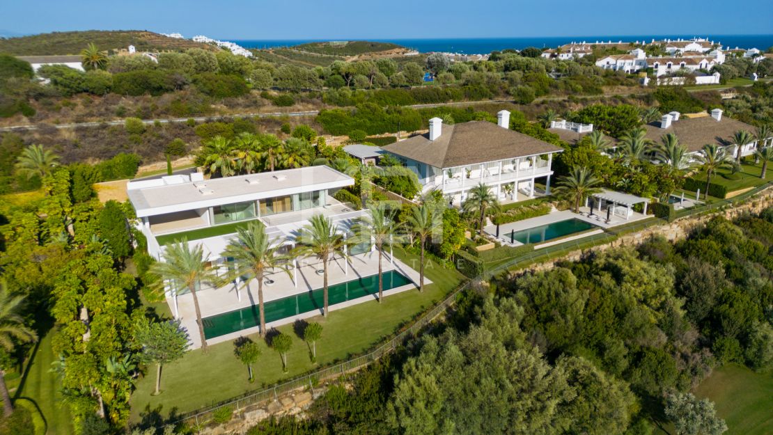 Modern and stylish new development villa for sale in Casares