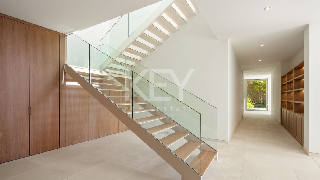 Modern and stylish new development villa for sale in Casares
