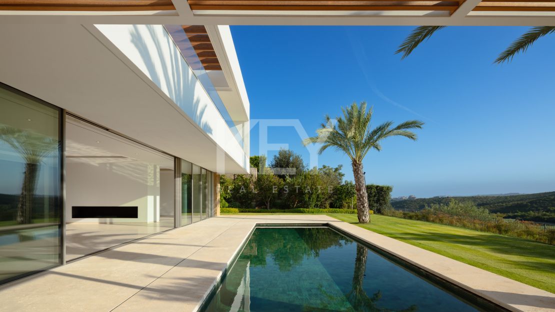 Modern villa with contemporary design for sale beside the Finca Cortesin Golf course in Casares