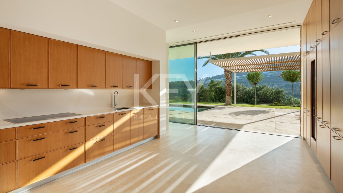 Modern villa with contemporary design for sale beside the Finca Cortesin Golf course in Casares