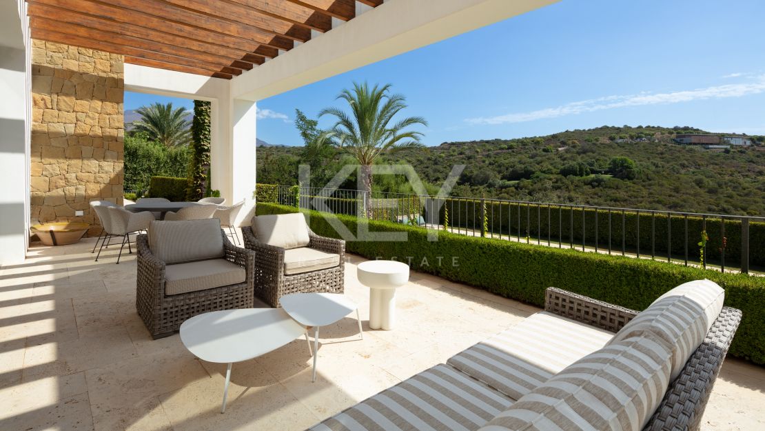 Newly constructed contemporary villa in highly sought-after Finca Cortesin, Casares