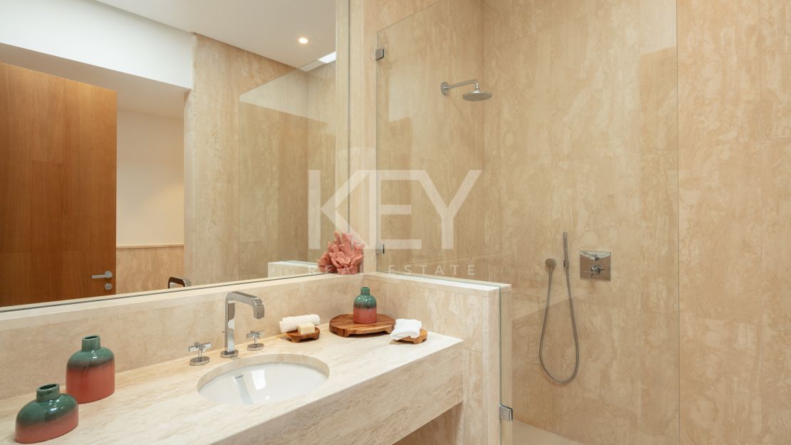 Newly constructed contemporary villa in highly sought-after Finca Cortesin, Casares