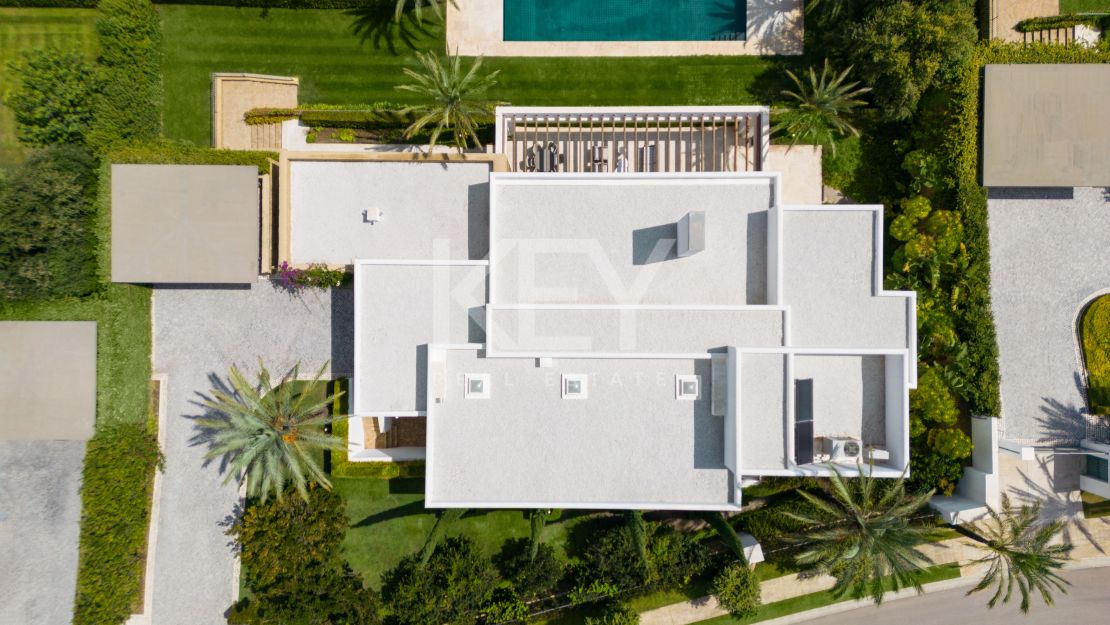 Newly constructed contemporary villa in highly sought-after Finca Cortesin, Casares