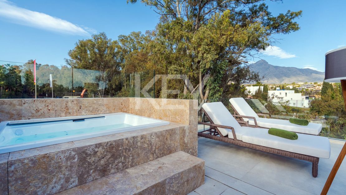 Exquisita villa recientemente entregada en La Cerquilla, Nueva Andalucía