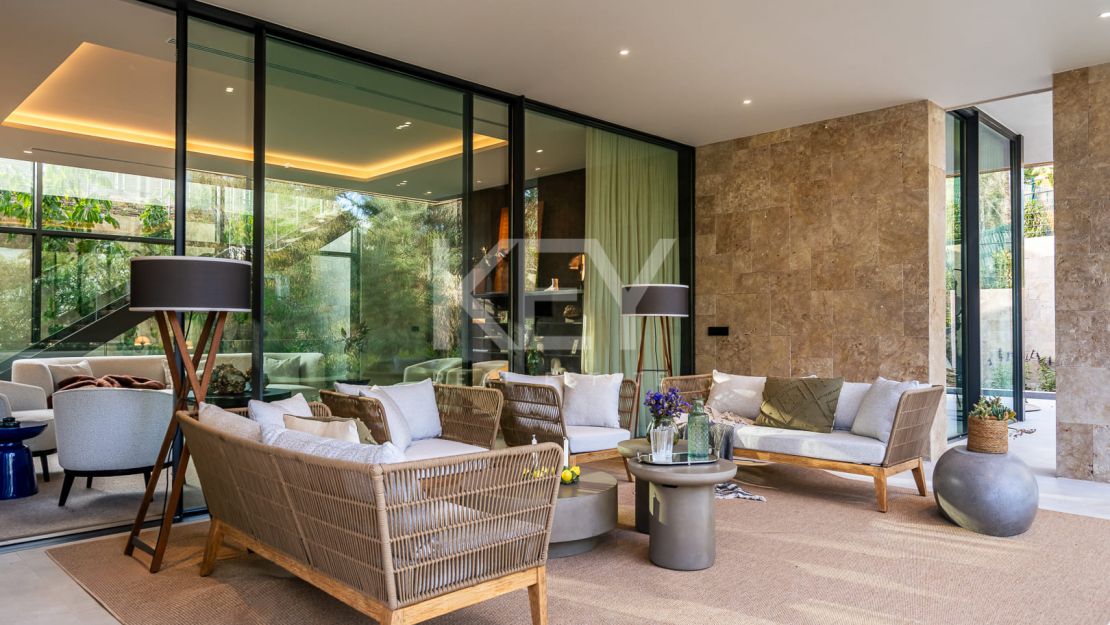 Exquisita villa recientemente entregada en La Cerquilla, Nueva Andalucía