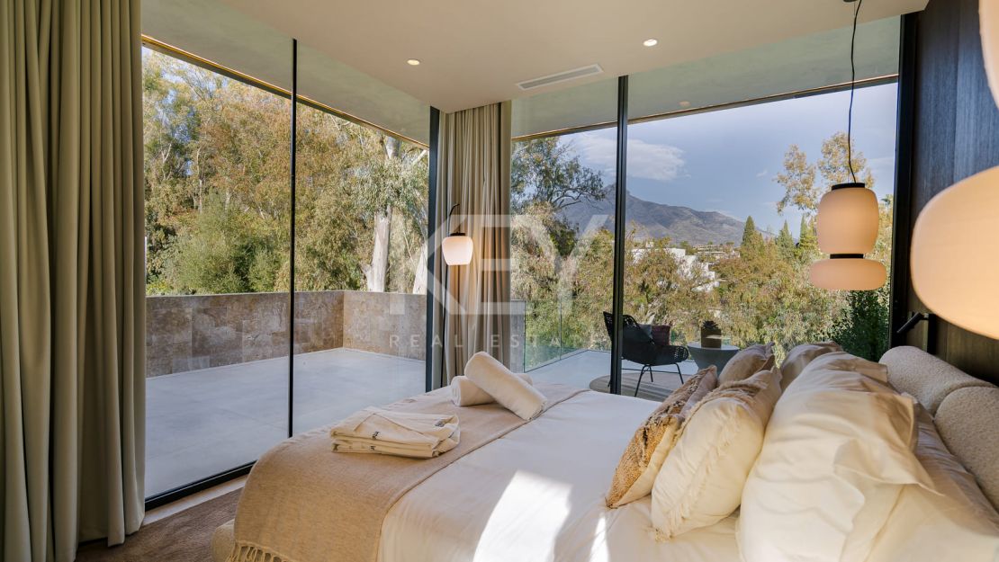 Exquisita villa recientemente entregada en La Cerquilla, Nueva Andalucía