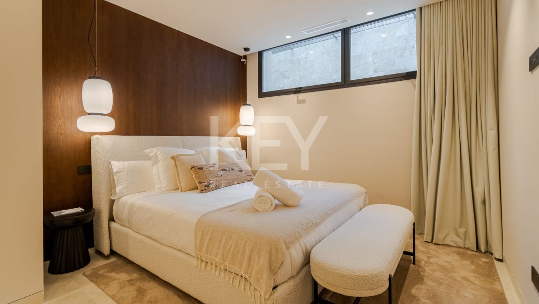 Exquisita villa recientemente entregada en La Cerquilla, Nueva Andalucía