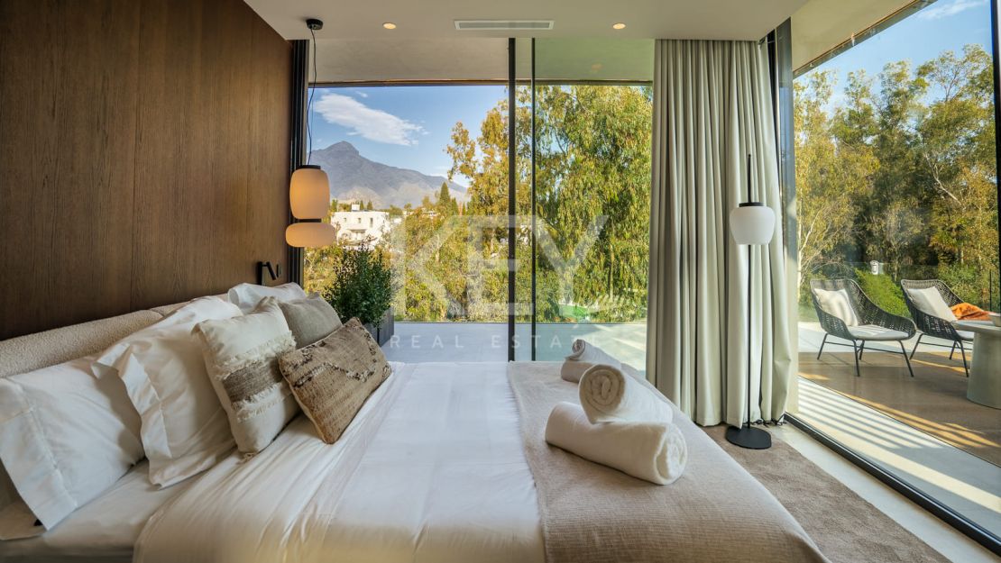 Exquisita villa recientemente entregada en La Cerquilla, Nueva Andalucía