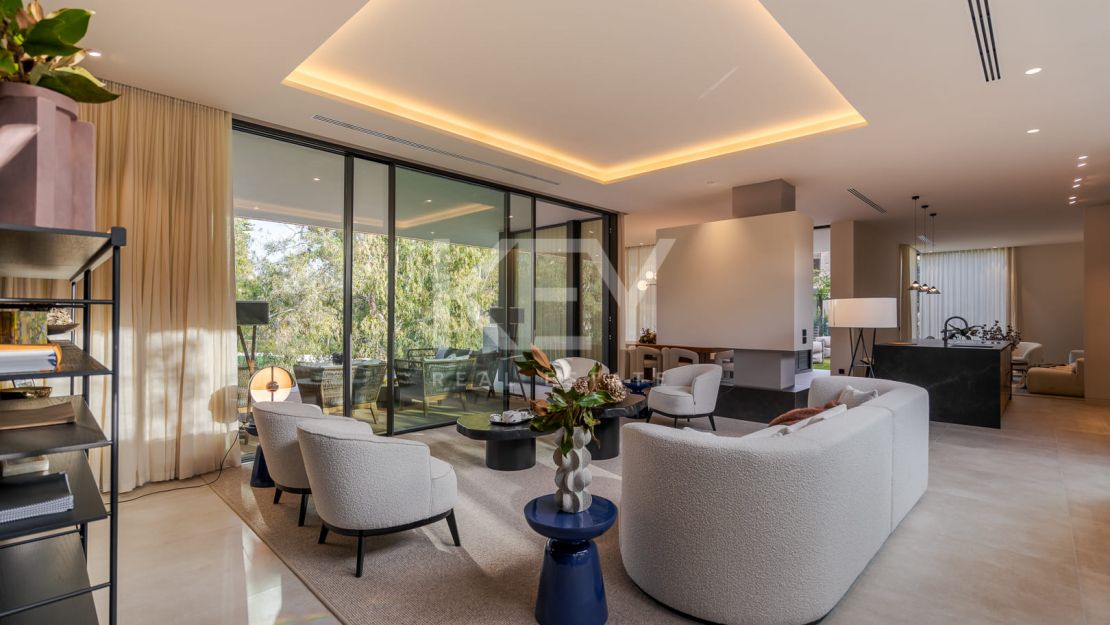 Exquisita villa recientemente entregada en La Cerquilla, Nueva Andalucía