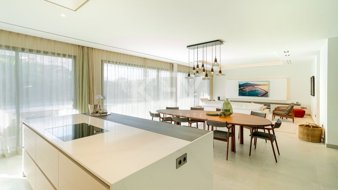 Contemporary Villa in the heart of Puerto Banus