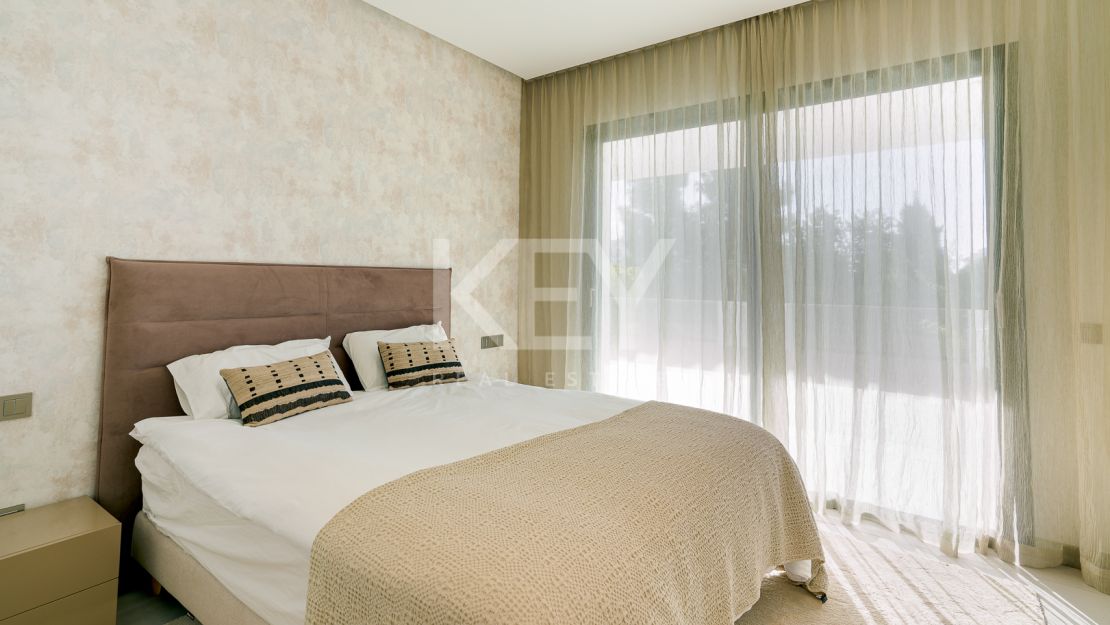 Contemporary Villa in the heart of Puerto Banus