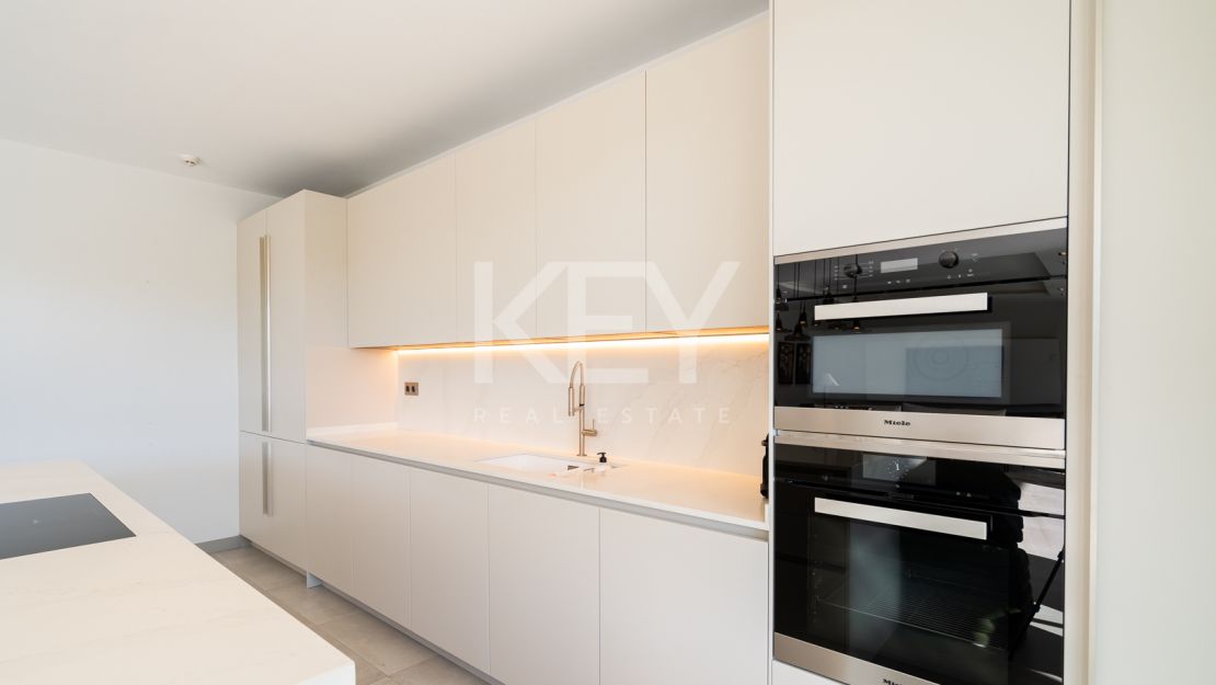 Contemporary Villa in the heart of Puerto Banus