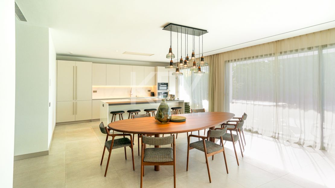 Contemporary Villa in the heart of Puerto Banus