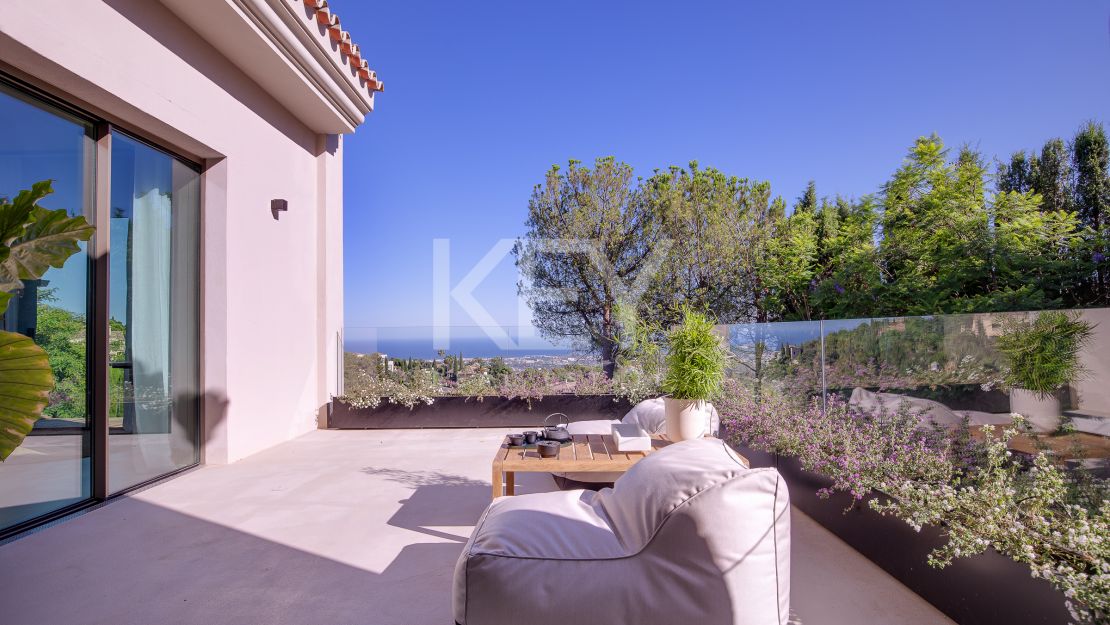 Recently renovated villa for sale in the unique location - La Zagaleta, Benahavis
